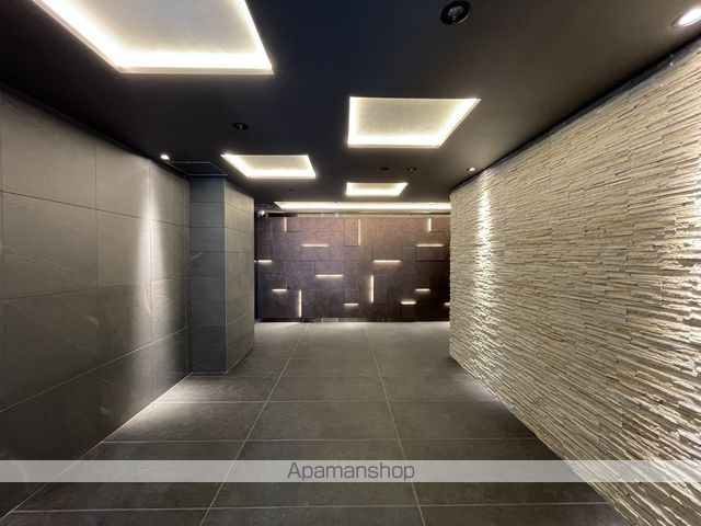 SーRESIDENCE高岳BRESAの玄関写真