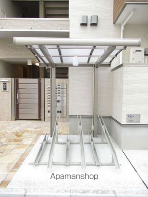 フジパレス田中町Ⅲ番館[1LDK/35.19m2]の共用部1