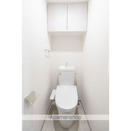 ザ・グラヴィティ新宿[2LDK/40.11m2]のトイレ