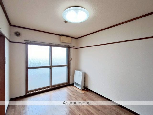 空とこもれ陽のギャルデの内装写真