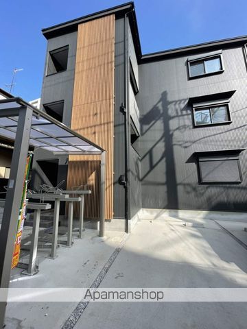 NAKAI秦野駅前の外観写真