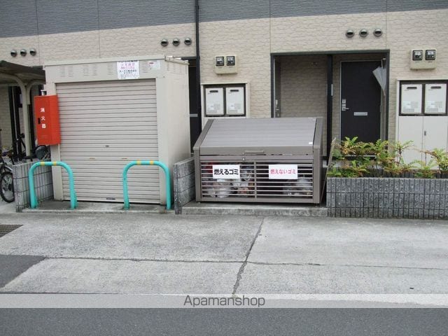 レオパレスサンモールIIの外観写真
