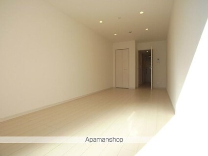 リブリ・デグサス竹ノ塚[1K/28.56m2]のリビング・居間