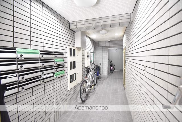 AXA舟入中町の玄関写真