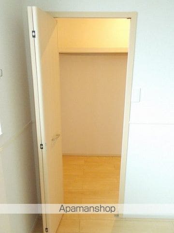 シャイニング ガーデンの内装写真