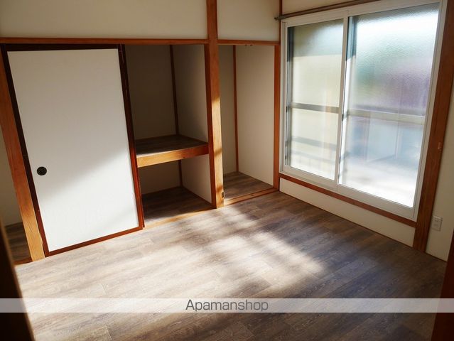 岩見沢市 2階建 築53年の内装写真