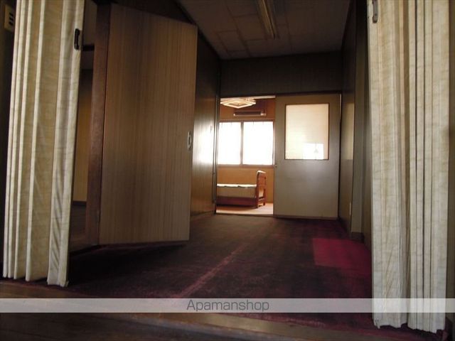 野田町店舗付き住居の内装写真
