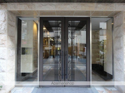 プレサンス心斎橋ザ・スタイル[1K/23.96m2]のエントランス