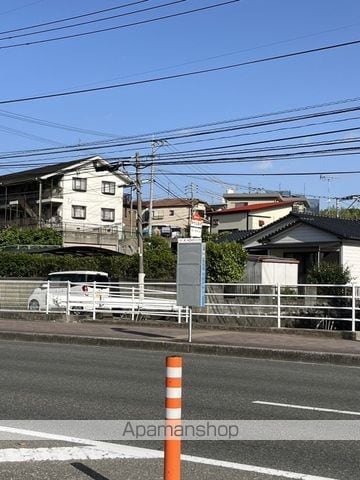 グランドルー春日A棟の周辺写真