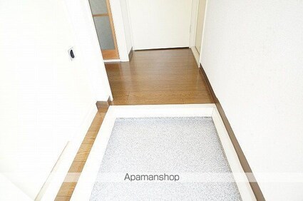 シーズン・リッチヒルズ[2K/33.12m2]の玄関