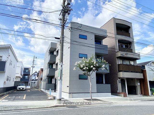 クラージュ中村日赤の外観写真