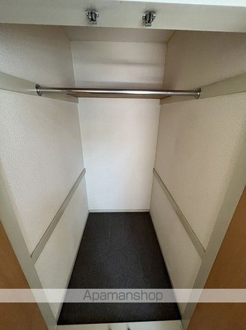ロフトメゾン敷地の内装写真