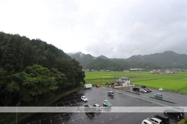 ビレッジハウス柏原1号棟の内装写真