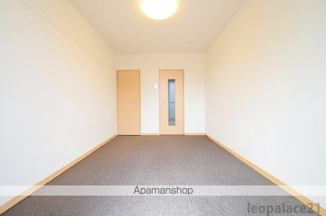 レオパレス小山田の内装写真