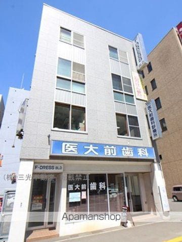 F・DRESS BLDの外観写真