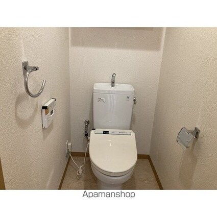 ヒルトップ北沢[1R/32.3m2]のトイレ