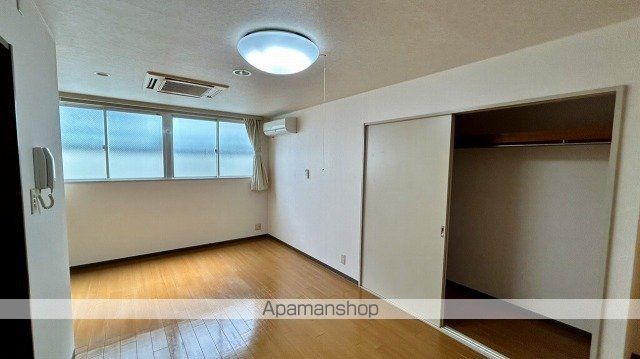 PIVOT静岡の内装写真