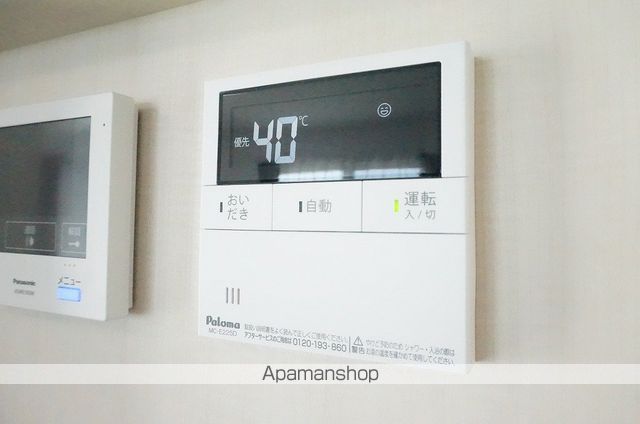 SUNLLENAの内装写真