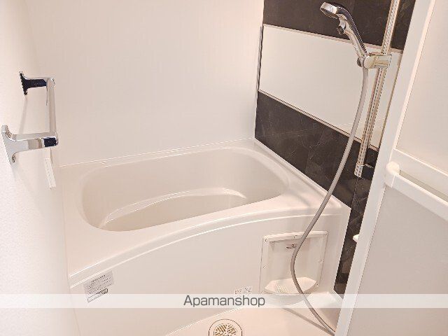 ホワイトメゾン新栄の内装写真