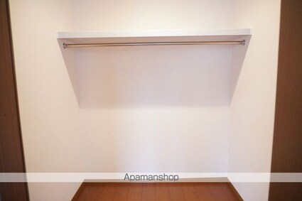 エミネンス野上　Ａ棟[1R/33.7m2]の収納