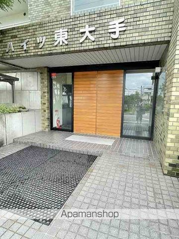 ハイツ東大手の玄関写真