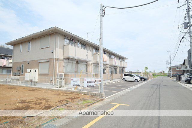 DーROOMあずま町 Bの外観写真