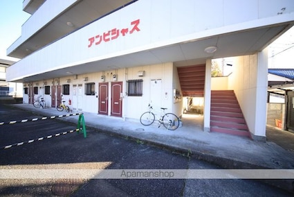 アンビシャス[1K/23.02m2]のエントランス