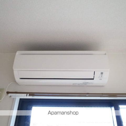 メゾンエクレーレ東林間の内装写真