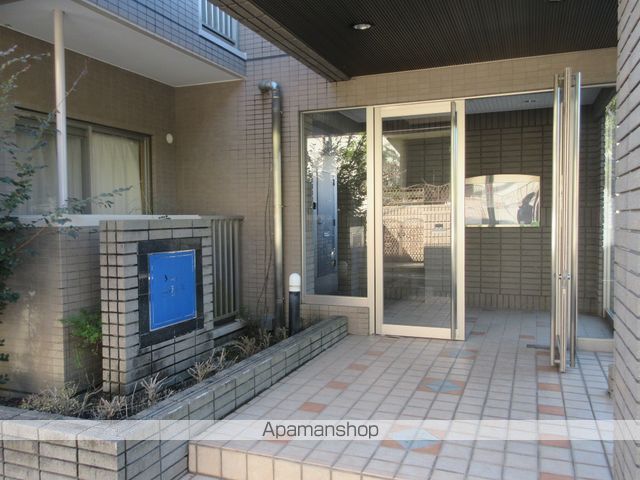 パークサイド三好ヶ丘の玄関写真
