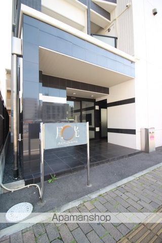 月光 岡山市役所前の玄関写真