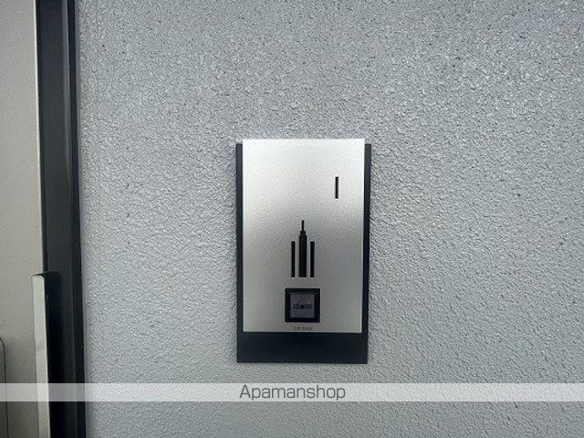 クローバー英賀保駅前の外観写真