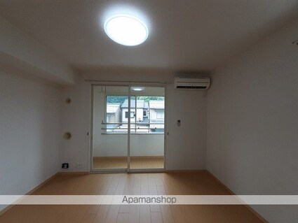 バーミィ・ウィング[1LDK/46.28m2]のリビング・居間