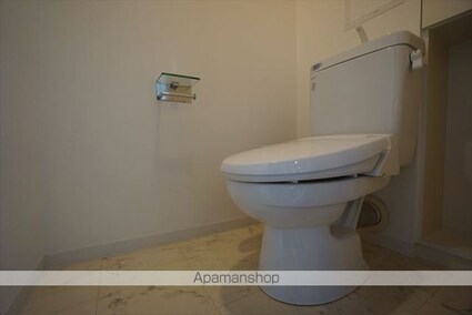 愛知県名古屋市東区泉３丁目[2LDK/59.33m2]のトイレ