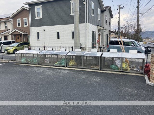 ウィルコート潮音町 B棟の内装写真