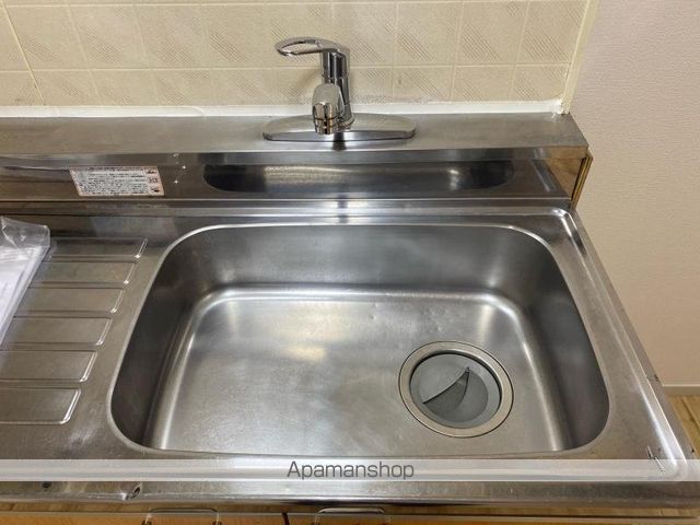 ヴィラ・アンソレイエ屋島西町B・D・F棟の内装写真