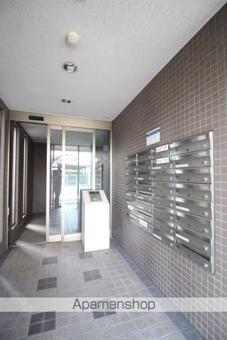 アーバンハイム小橋の玄関写真