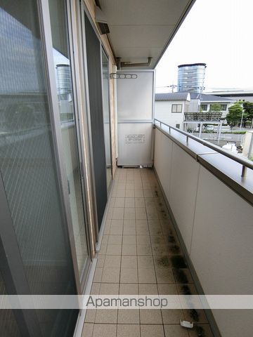 ラコリンヌダボンドンスの内装写真