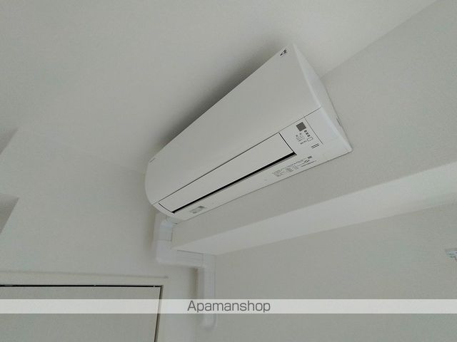 ADVANCE江坂ラシュレの内装写真