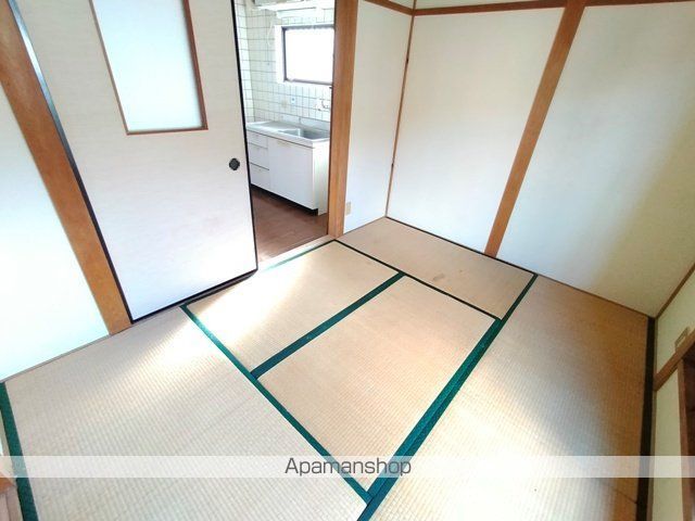 交久瀬ハイツB棟の内装写真