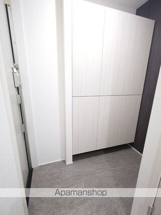Ｄーｒｅｓｉｄｅｎｃｅ東川口Ｓ[2LDK/56.72m2]の玄関