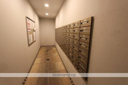 サーパスシティ栗林[2LDK/68.31m2]の共用部3