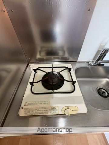 メゾン紀三井寺Iの内装写真