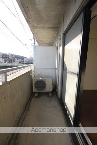 バザレビルの内装写真