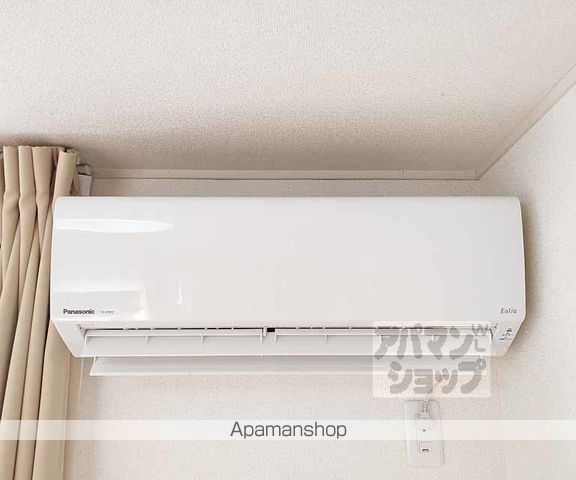 レオパレス深草の内装写真