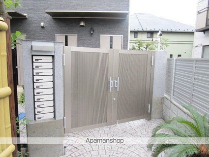 東京都杉並区成田東２丁目[1K/25m2]の共用部1