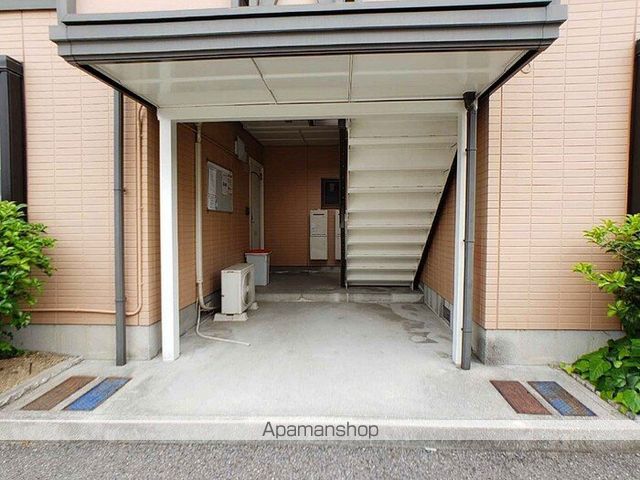 フレグランスいおきの玄関写真