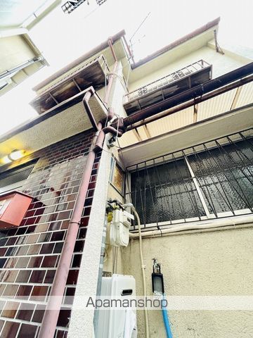 中宮3丁目貸家の外観写真