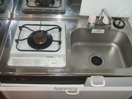 東京都新宿区新宿６丁目[1K/16.66m2]のキッチン