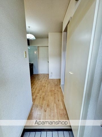 ロイヤルシオンBの内装写真