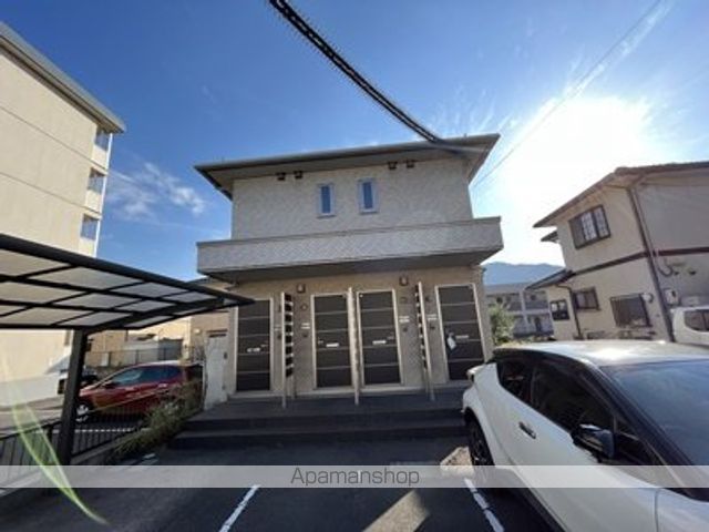 アネックス西新涯の外観写真